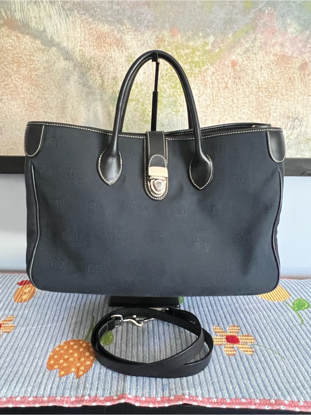 Dooney & Bourke Black Tote Bag With Top Handles And Removable Strap